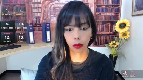 Queen Catalella online show from 5, 10, 2025