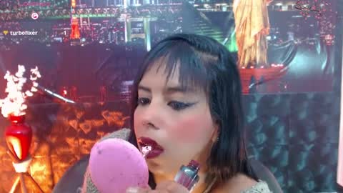 Queen Catalella online show from 10, 4, 2026