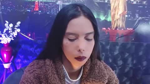 Queen Catalella online show from 1, 6, 2026