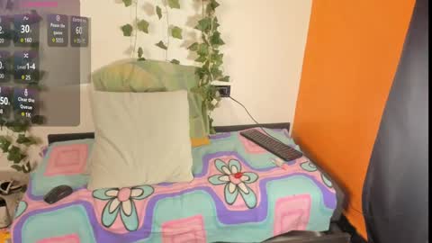 cataleya19__ online show from 20, 2, 2025
