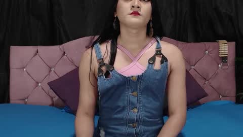 Snapshot of cataleya_divine chatting on 4, 11, 2025 Cata Prins online show from 4, 11, 2025