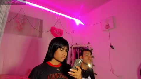 Snapshot of catalina_and_roger chatting on 16, 2, 2025 Cata y Roger online show from 16, 2, 2025