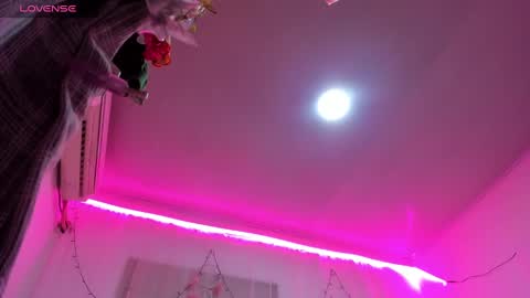 Snapshot of catalina_and_roger chatting on 10, 3, 2025 Cata y Roger online show from 10, 3, 2025