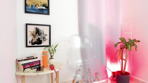 Snapshot of catalina_fontane chatting on 9, 10, 2025 Catalina online show from 9, 10, 2025