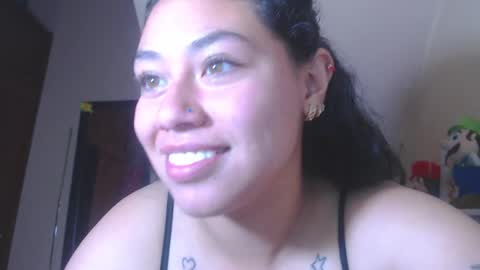 Snapshot of catalina_saenz19 chatting on 19, 9, 2025 Catalina Saenz online show from 19, 9, 2025