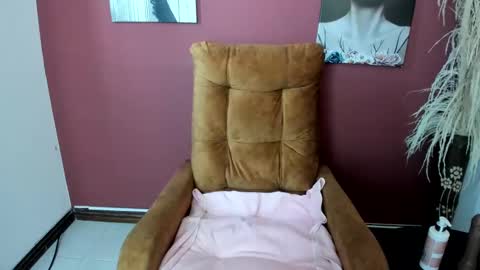    Catalina Scott   online show from 19, 2, 2025