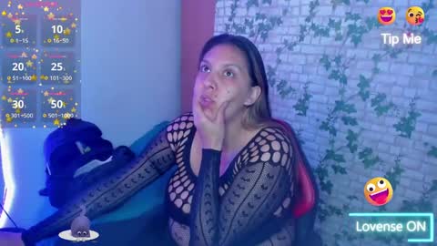 Snapshot of catboobs_ chatting on 5, 11, 2025 Mia online show from 5, 11, 2025