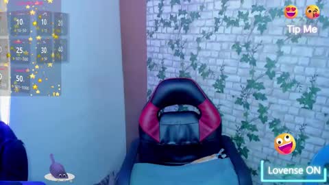 Snapshot of catboobs_ chatting on 26, 11, 2025 Mia online show from 26, 11, 2025