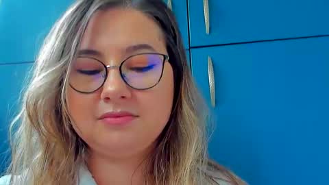 Kat online show from 5, 2, 2025