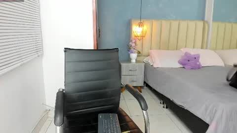 cathaleya_17 online show from 30, 6, 2026