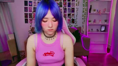 Snapshot of catharinejones chatting on 12, 6, 2026 KettieHi My name is Katie I love drawing and I can play the guitar. And love dancing online show from 12, 6, 2026