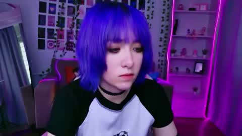Snapshot of catharinejones chatting on 21, 6, 2026 KettieHi My name is Katie I love drawing and I can play the guitar. And love dancing online show from 21, 6, 2026