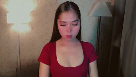 Snapshot of catherine_365 chatting on 27, 10, 2025 catherine_365 online show from 27, 10, 2025