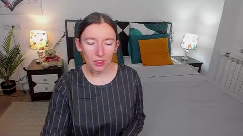 Snapshot of catherinewalls chatting on 22, 12, 2024 Catrin online show from 22, 12, 2024