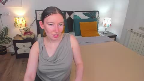 Snapshot of catherinewalls chatting on 12, 2, 2025 Catrin online show from 12, 2, 2025