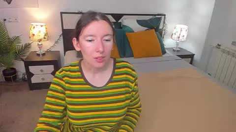 Snapshot of catherinewalls chatting on 18, 9, 2025 Catrin online show from 18, 9, 2025