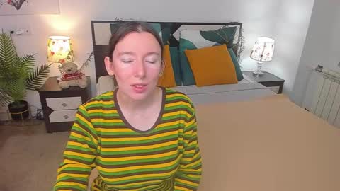 Snapshot of catherinewalls chatting on 19, 9, 2025 Catrin online show from 19, 9, 2025