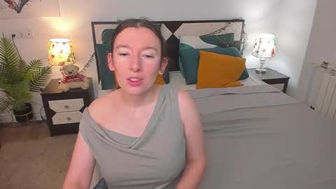 Snapshot of catherinewalls chatting on 14, 10, 2025 Catrin online show from 14, 10, 2025