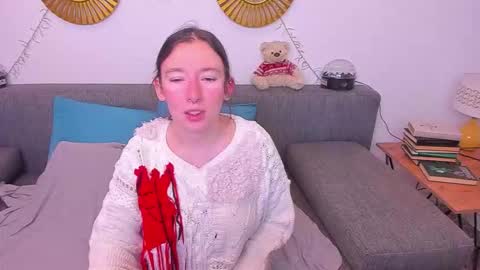 Snapshot of catherinewalls chatting on 24, 11, 2025 Catrin online show from 24, 11, 2025