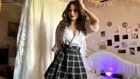 Snapshot of catherynfelton chatting on 10, 6, 2026 Roniy online show from 10, 6, 2026