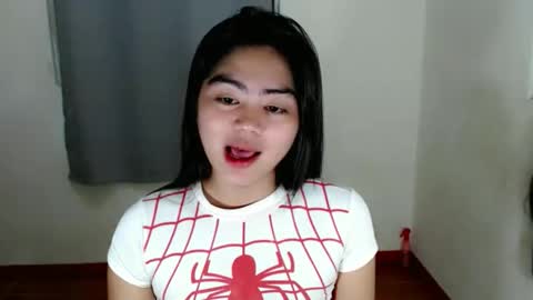 Snapshot of cathy_ho chatting on 18, 10, 2025 cathy_ho online show from 18, 10, 2025