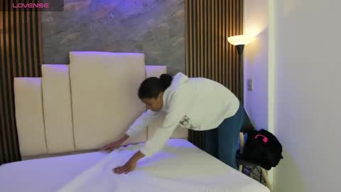 catiusca_reyes_03 online show from 16, 4, 2026