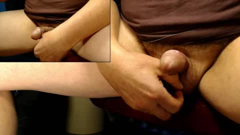 Snapshot of catlover03 chatting on 21, 11, 2025 Mike online show from 21, 11, 2025