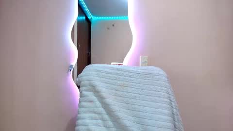 Cattleya online show from 13, 2, 2026