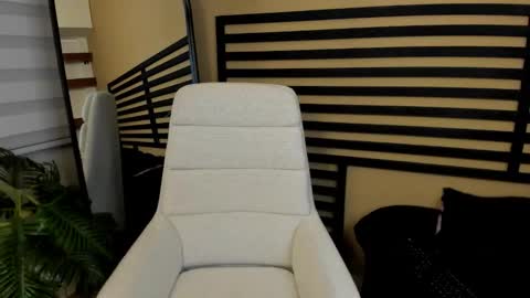 Caty  online show from 6, 3, 2026