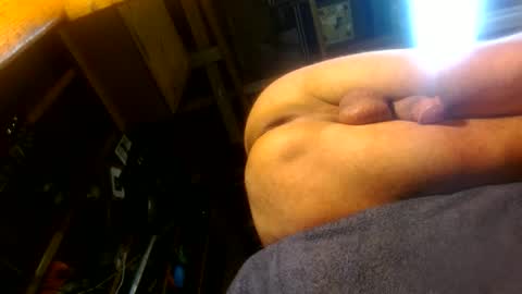 Snapshot of caughtnaked chatting on 11, 1, 2025 caughtnaked online show from 11, 1, 2025