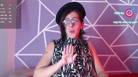 cava_pretty online show from 30, 12, 2024