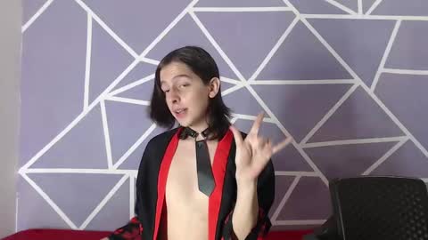 cava_pretty online show from 10, 2, 2025