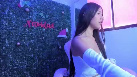 caylin_dolls_ online show from 21, 11, 2025