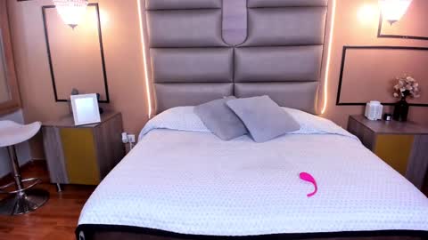 Snapshot of caylincollins chatting on 7, 2, 2025 caylincollins online show from 7, 2, 2025