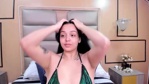 Snapshot of caylincollins chatting on 23, 10, 2025 caylincollins online show from 23, 10, 2025