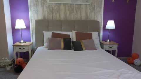 Snapshot of cb_ivanna chatting on 20, 11, 2025 Ivanna online show from 20, 11, 2025