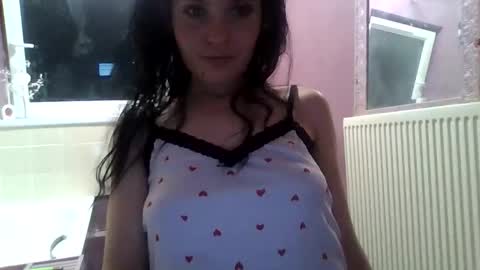 Snapshot of cboo1153 chatting on 13, 12, 2025 cboo1153 online show from 13, 12, 2025