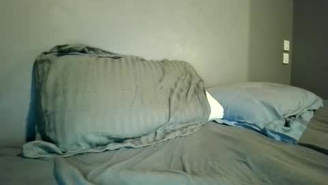 Snapshot of cclovefrench chatting on 25, 10, 2025 cclovefrench online show from 25, 10, 2025