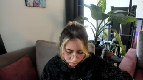 ccuteass online show from 20, 1, 2025