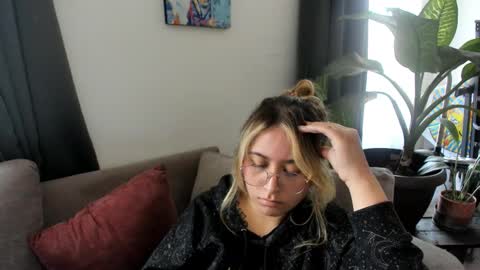 ccuteass online show from 20, 1, 2025