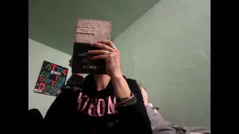 Snapshot of cece_vibez chatting on 7, 1, 2026 cece_vibez online show from 7, 1, 2026