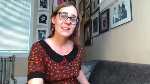 Snapshot of cecilysaintclaire chatting on 11, 2, 2025 Cecily Saint Claire online show from 11, 2, 2025