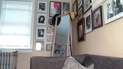 Snapshot of cecilysaintclaire chatting on 27, 2, 2025 Cecily Saint Claire online show from 27, 2, 2025
