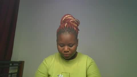 Snapshot of ceepretty25 chatting on 14, 7, 2026 ceepretty25 online show from 14, 7, 2026