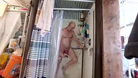 Chuck online show from 6, 2, 2025