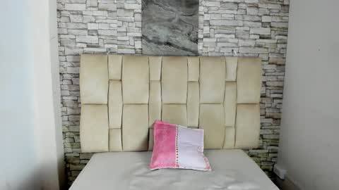 Snapshot of celesste_doll chatting on 4, 12, 2025 CELESSTE online show from 4, 12, 2025