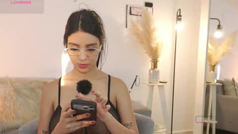 Snapshot of celeste_1220 chatting on 19, 6, 2026 Alice online show from 19, 6, 2026