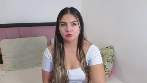 Snapshot of celeste_1star chatting on 24, 2, 2025 celeste_1star online show from 24, 2, 2025