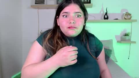 Snapshot of celeste_night chatting on 4, 11, 2025 celeste_night online show from 4, 11, 2025