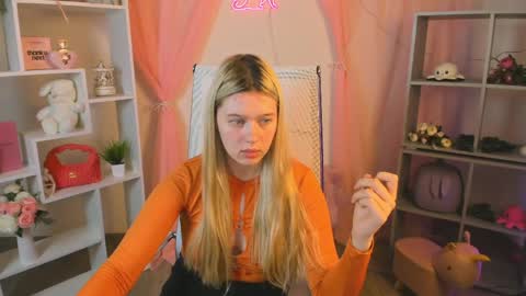 your cute kitty online show from 7, 4, 2026